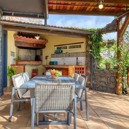 Villa Ricardo House, A In Madeira *